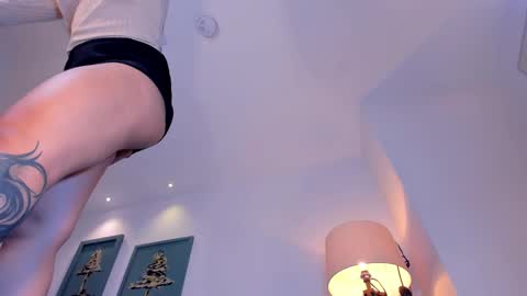 Diane Spencer online show from March 4, 6:04 am