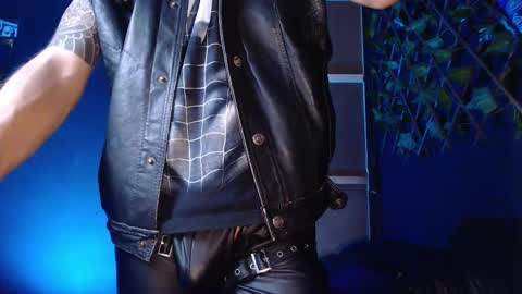 DICAPRIO online show from November 13, 2:47 am