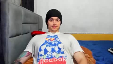 jhon online show from March 4, 7:11 pm