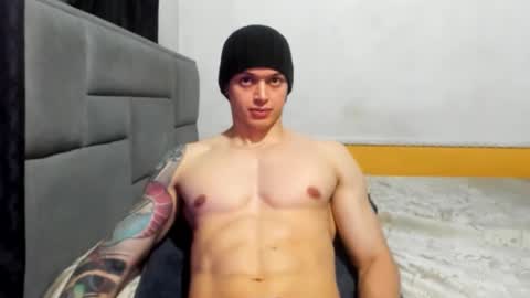 jhon online show from November 19, 11:14 pm