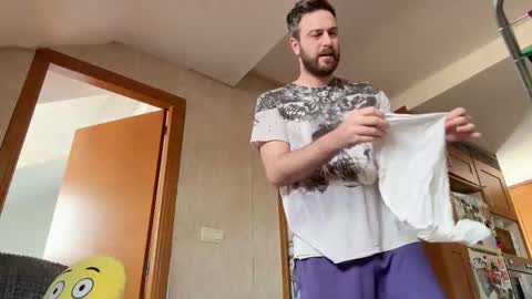 Im Julian  all cum shot videos here    online show from February 28, 12:20 pm