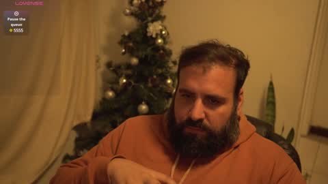 Snapshot of dicristalino chatting on December 9, 12:23 am Cristian Dipolino online show from December 9, 12:23 am