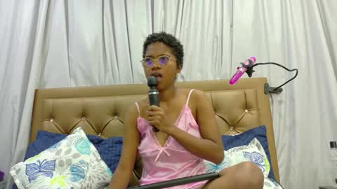 didoelizabeth online show from September 22, 12:53 pm