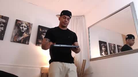 diego_salvatore online show from July 22, 3:58 pm