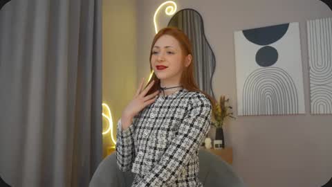 Sophie online show from February 5, 3:31 pm