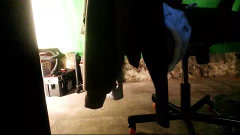 diginurgutz online show from March 10, 8:40 am