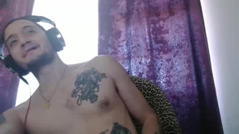 digital_spirit122849 online show from November 5, 7:38 pm