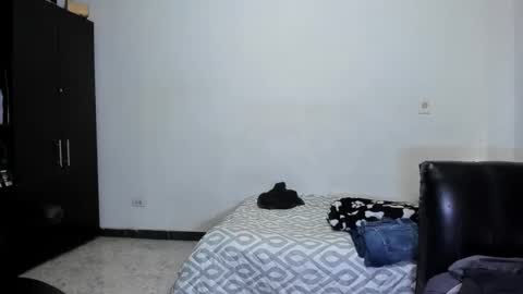 diiego_xxx online show from April 19, 6:10 pm