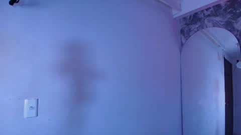 dilanmiller_ online show from July 21, 8:11 pm