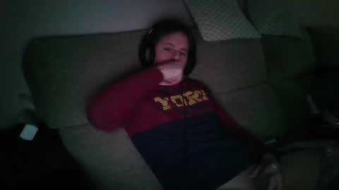 dili999 online show from December 5, 7:54 am