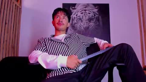 Dimitri online show from September 10, 8:10 pm