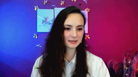 dina_bloom online show from January 8, 9:59 am