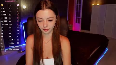 dinacandy online show from September 9, 5:29 am