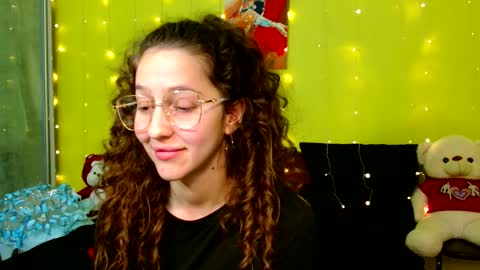 DinaFritz online show from December 17, 6:42 pm