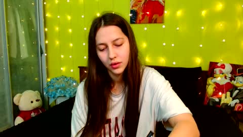 DinaFritz online show from December 2, 6:05 pm