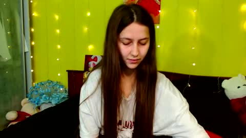 DinaFritz online show from December 2, 12:35 pm