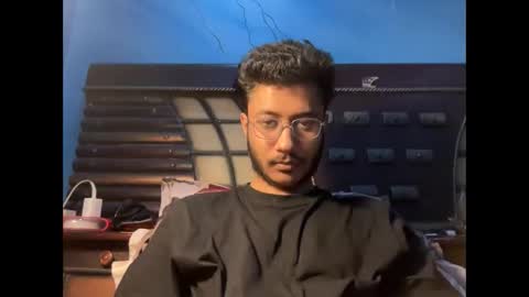 Dinchain online show from April 18, 7:58 pm