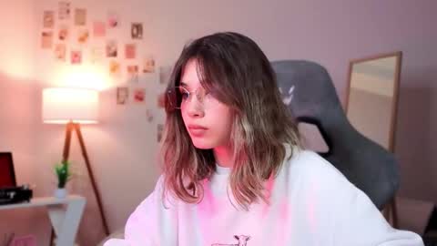 Sara Connor online show from January 18, 1:53 pm