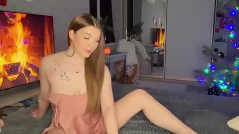 Diora  Sam  online show from January 4, 8:37 pm