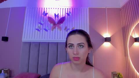 Cristal  online show from March 1, 2:59 am