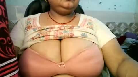 dipa2345 online show from May 16, 11:53 am