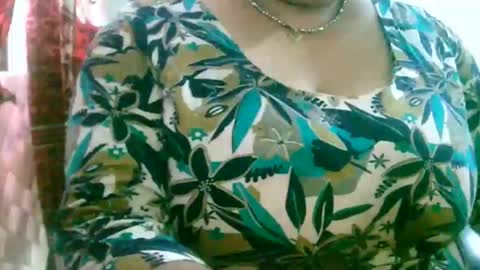 Snapshot of dipa2345 chatting on September 28, 11:52 am dipa2345 online show from September 28, 11:52 am