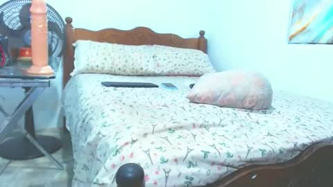 dirty_culona online show from April 20, 10:13 pm