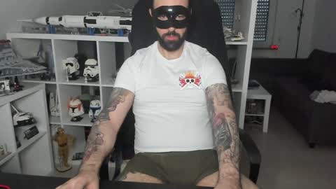 Robert online show from December 14, 2:42 pm