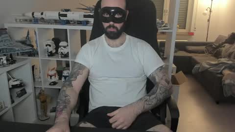 Robert online show from December 21, 7:27 pm