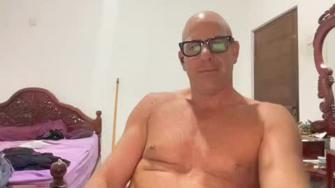 Dirtydanlondon online show from February 23, 6:21 pm