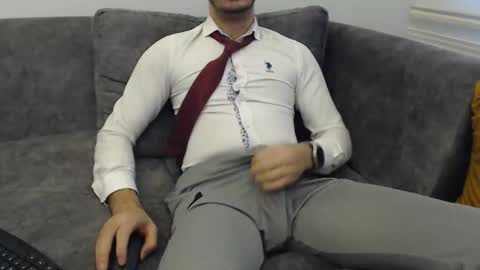 dirtyybooyy77 online show from February 2, 2:58 pm