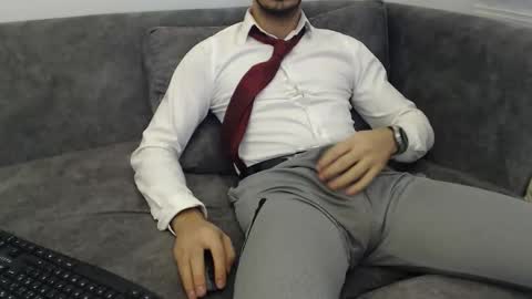 dirtyybooyy77 online show from February 10, 3:15 pm