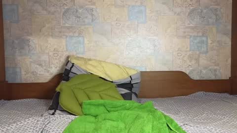 disco_fever80 online show from December 4, 1:03 pm