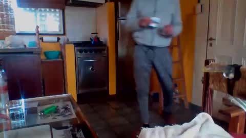 discretopasivo online show from April 22, 3:08 pm