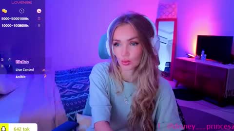 JASMINE online show from November 30, 9:38 am