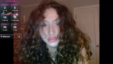 Snapshot of divinaaclaire chatting on October 23, 6:59 am Divina Claire online show from October 23, 6:59 am