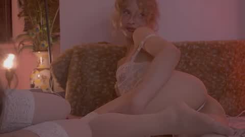 Eva and Lucia online show from July 30, 7:36 pm