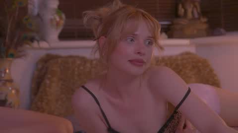Eva and Lucia online show from June 15, 10:46 pm