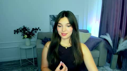 Hannah online show from September 28, 4:54 am