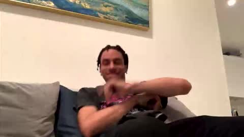 dixkzilla online show from April 24, 4:14 am