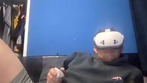 djcloudy22223 online show from May 4, 11:50 am