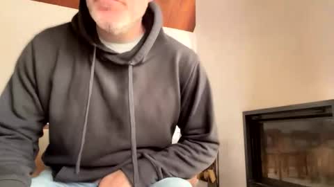 dm9313 online show from April 23, 8:32 pm