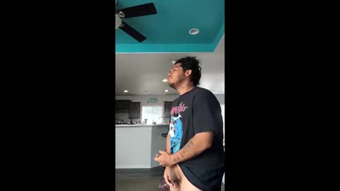 dmonzzz1987 online show from April 25, 5:32 pm