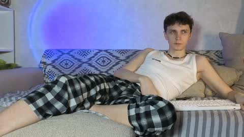 Alex online show from December 24, 4:22 am