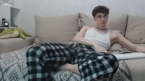 Alex online show from December 7, 11:01 am