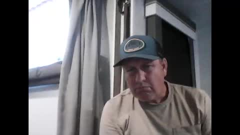 dogglogg745 online show from April 22, 5:09 pm