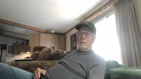 doingmyself69 online show from April 1, 10:28 pm