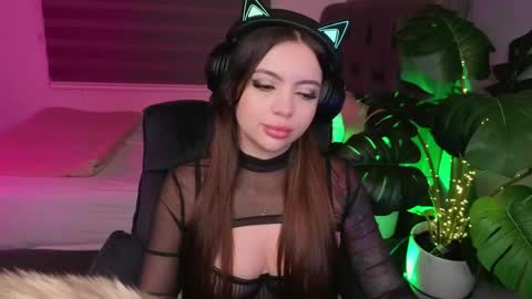 Hii Dont forget to follow me . online show from April 17, 4:59 am