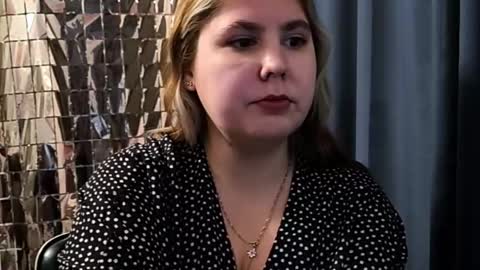 dolcevita_sophia online show from November 20, 12:37 pm