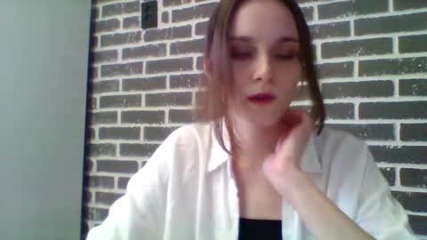 dolcezza_ online show from April 3, 1:51 pm